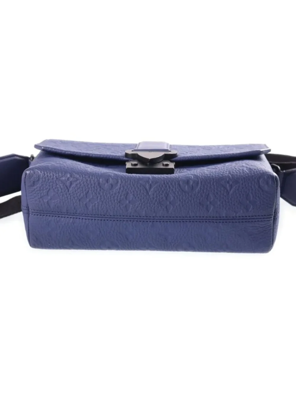 Louis Vuitton Monogram Taurillon S Cape Messenger Leather Shoulder Bag Navy